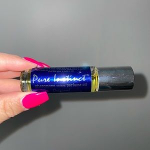 Pure instinct body oil